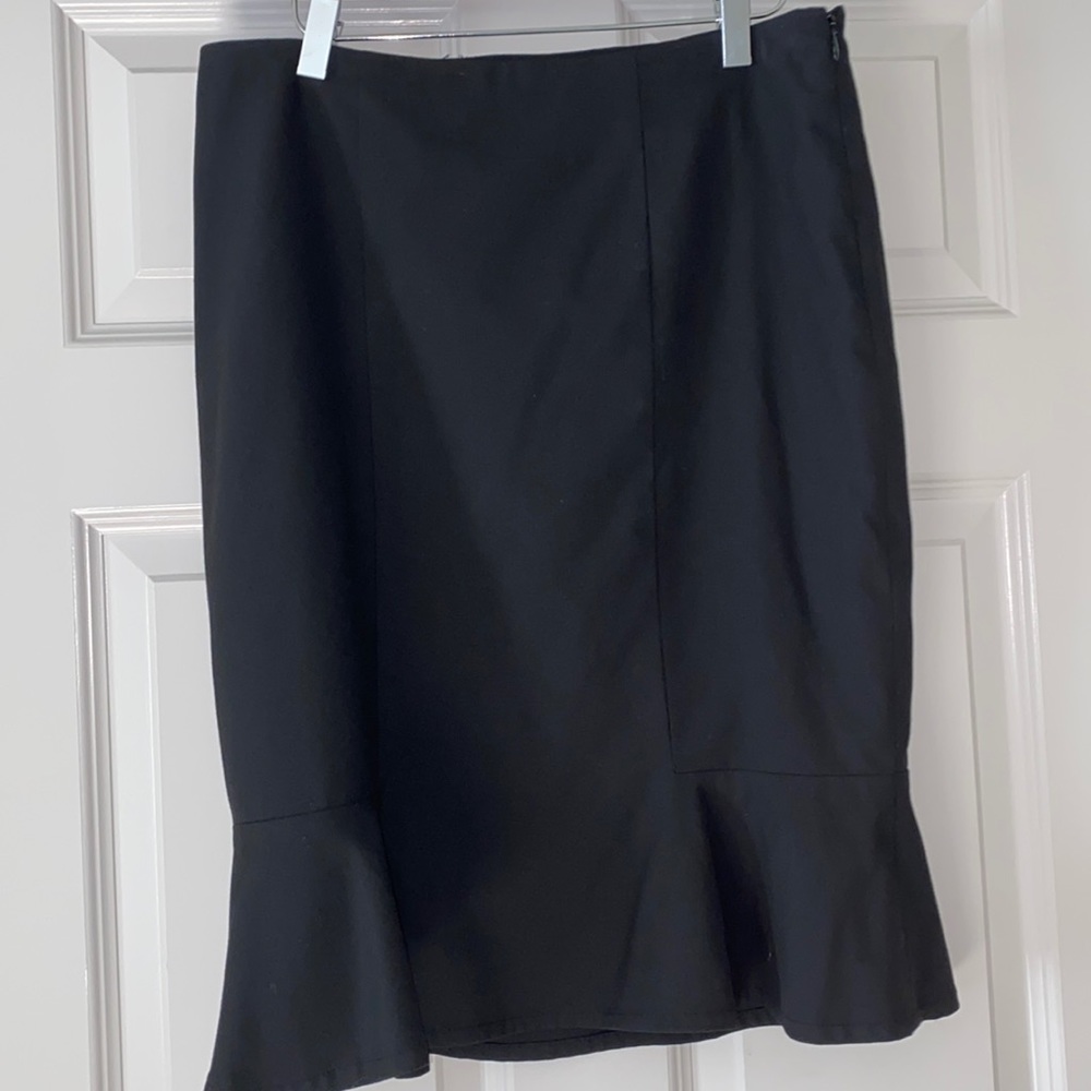Isaac Mizrahi for Target Size 6 Black Skirt